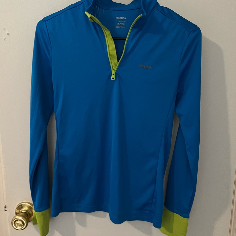 XS Women’s Reebok Long Sleeve Running Pullover